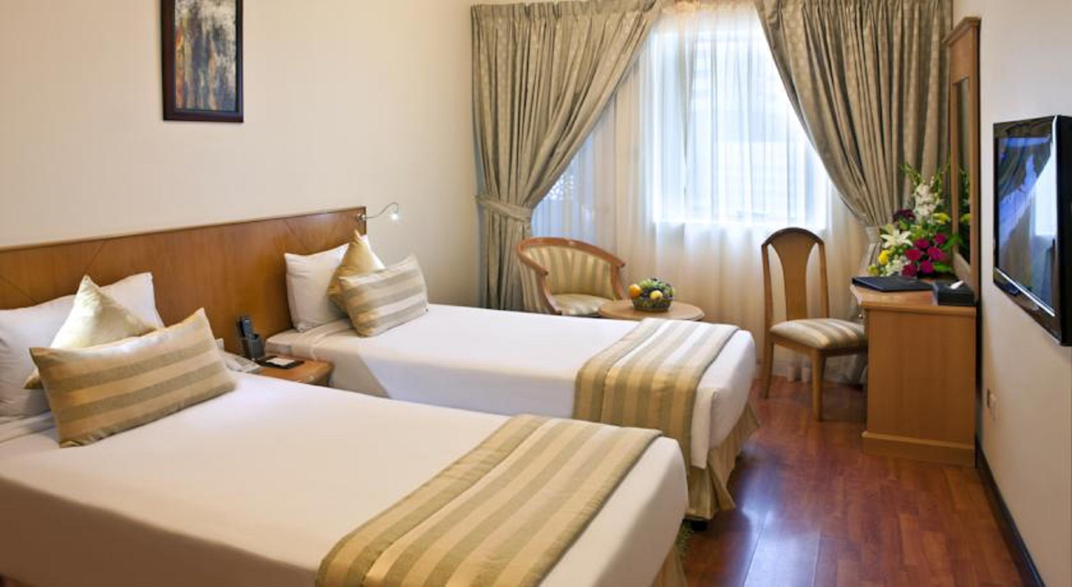 Landmark Plaza Hotel Dubai Esterno foto
