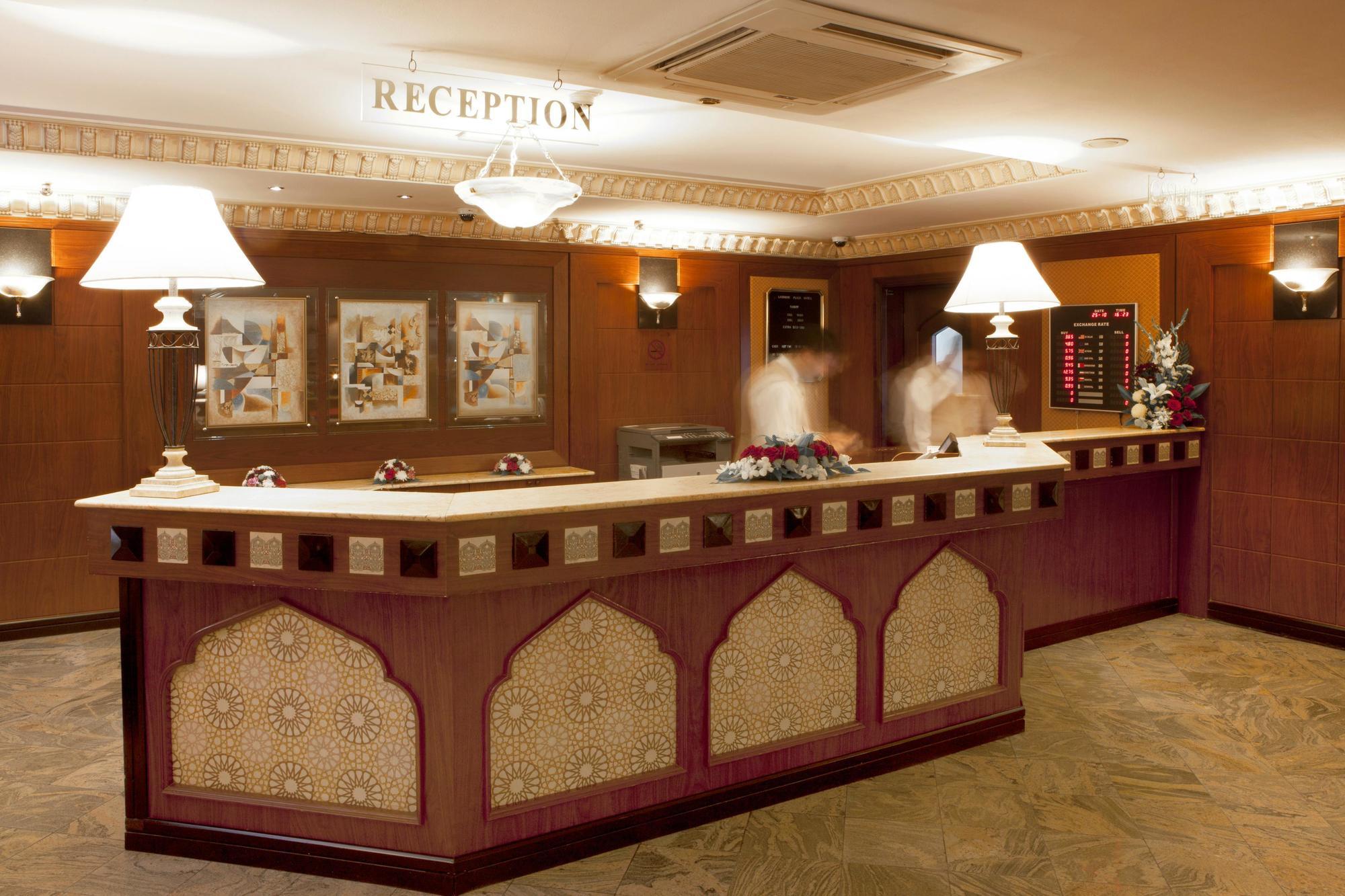 Landmark Plaza Hotel Dubai Esterno foto