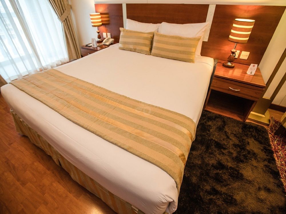 Landmark Plaza Hotel Dubai Esterno foto