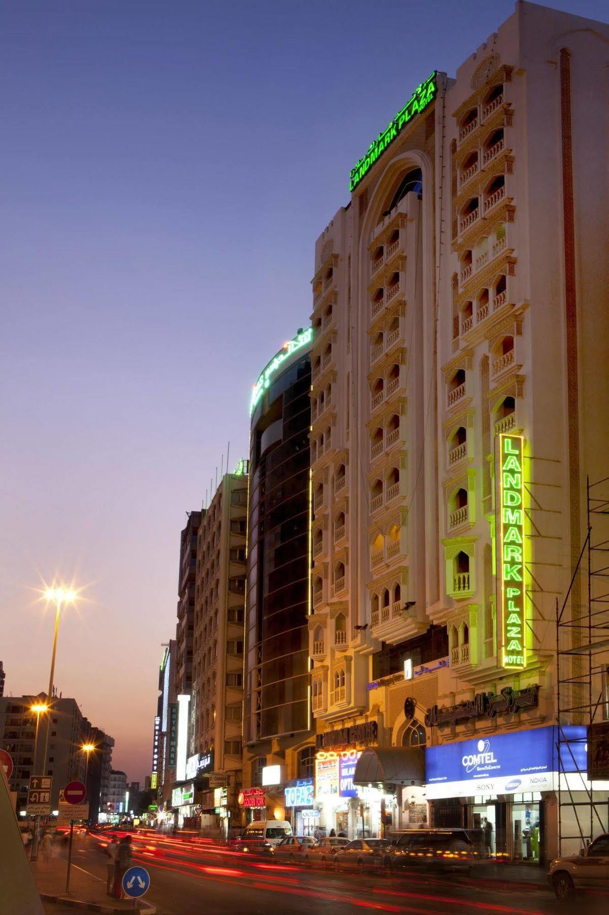 Landmark Plaza Hotel Dubai Esterno foto
